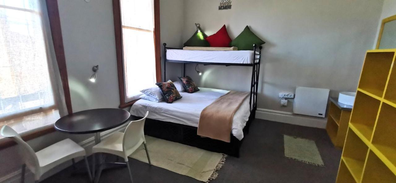 Ashanti Lodge Backpackers Cape Town Exterior photo