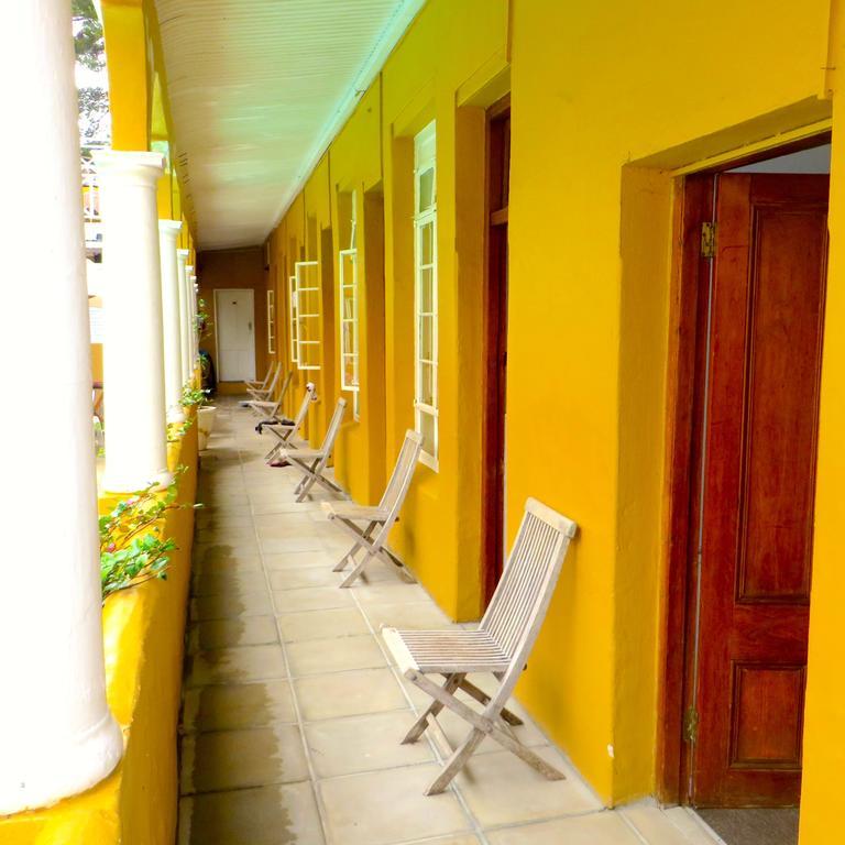 Ashanti Lodge Backpackers Cape Town Exterior photo