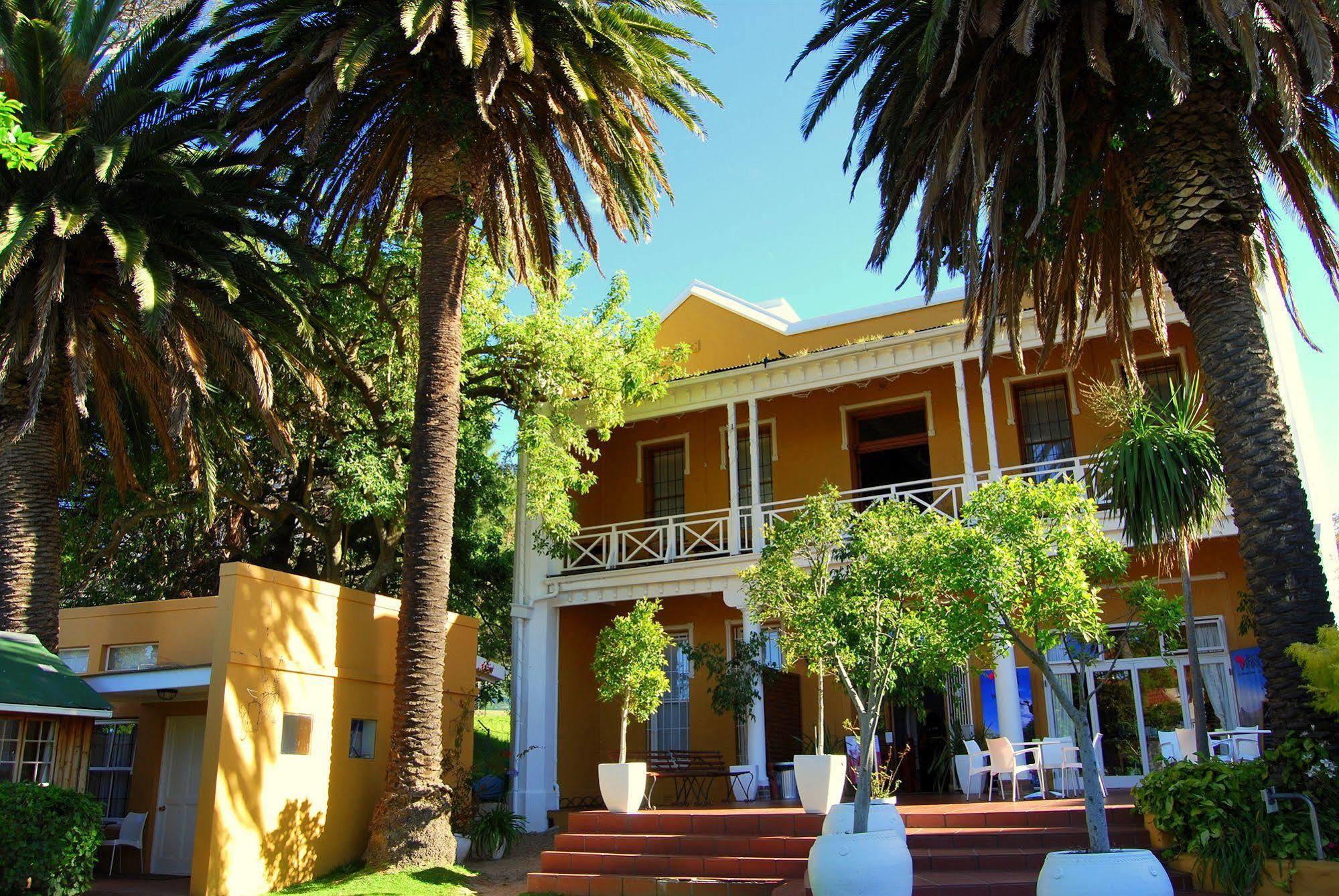 Ashanti Lodge Backpackers Cape Town Exterior photo